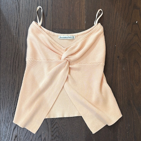 Abercrombie & Fitch Tops - Abercrombie & Fitch Peach Knit Strapless Tank Top